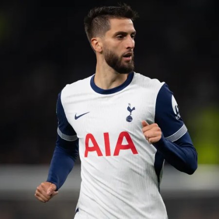 Tottenham Hotspur midfielder Rodrigo Bentancur